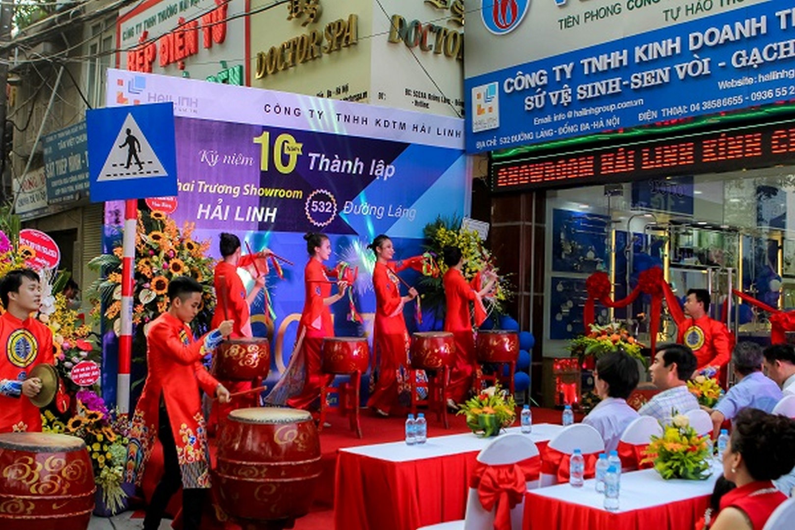 khai trương đường láng