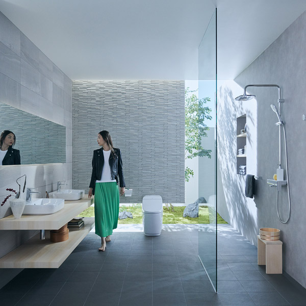 Anh mau bon cau Inax AC 1032VN 5