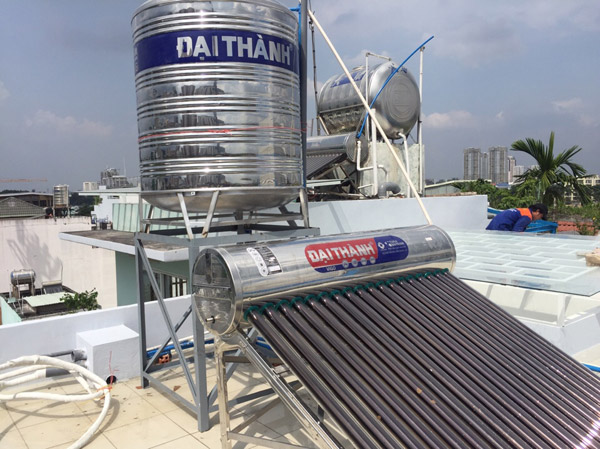 bon-nuoc Lap them chan cho bon nuoc