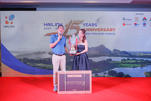 giai-golf-ky-niem-15-nam-sinh-nhat-hai-linh-10 giai golf ky niem 15 nam sinh nhat hai linh 10