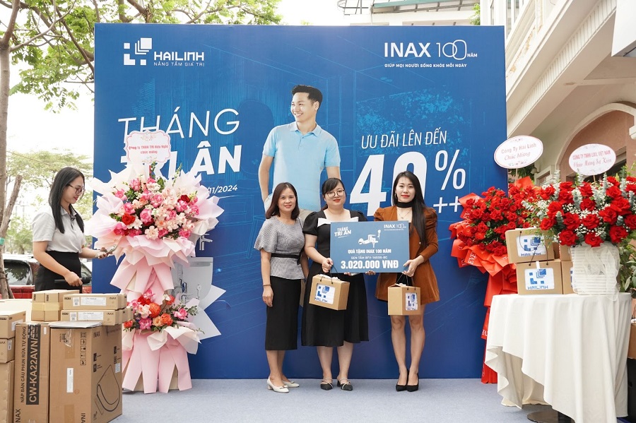 khach-hang-nha-qua-trong-thang-tri-an khach hang nha qua trong thang tri an