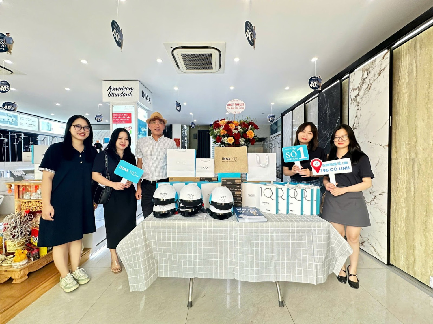 khai-truong-showroom-hai-linh-tai-196-co-linh khai truong showroom hai linh tai 196 co linh