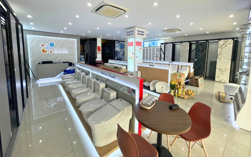 khong gian showroom co linh