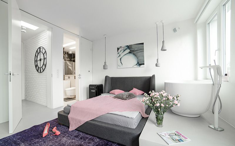 nha-ve-sinh-co-trong-phong-ngu-4 nha ve sinh co trong phong ngu 4