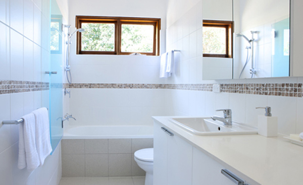 o-thoang-nha-ve-sinh O thoang nha ve sinh