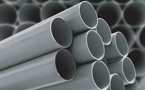 ong-nuoc-lon-lam-nuoc-chay-cham Ong nuoc lon lam nuoc chay cham