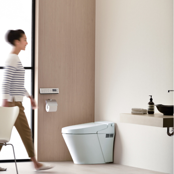 Bồn cầu thông minh Inax AC-618VN