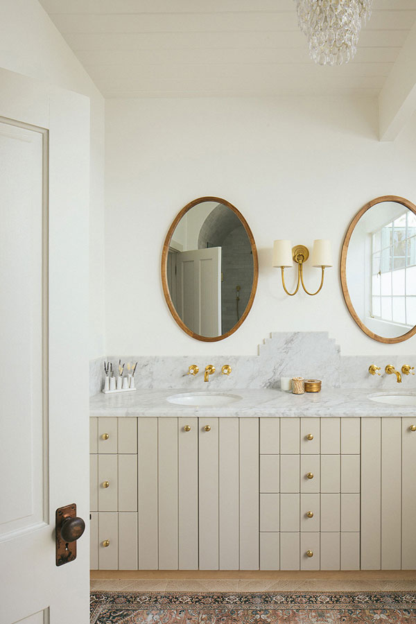 Phong tam mau be anh 2