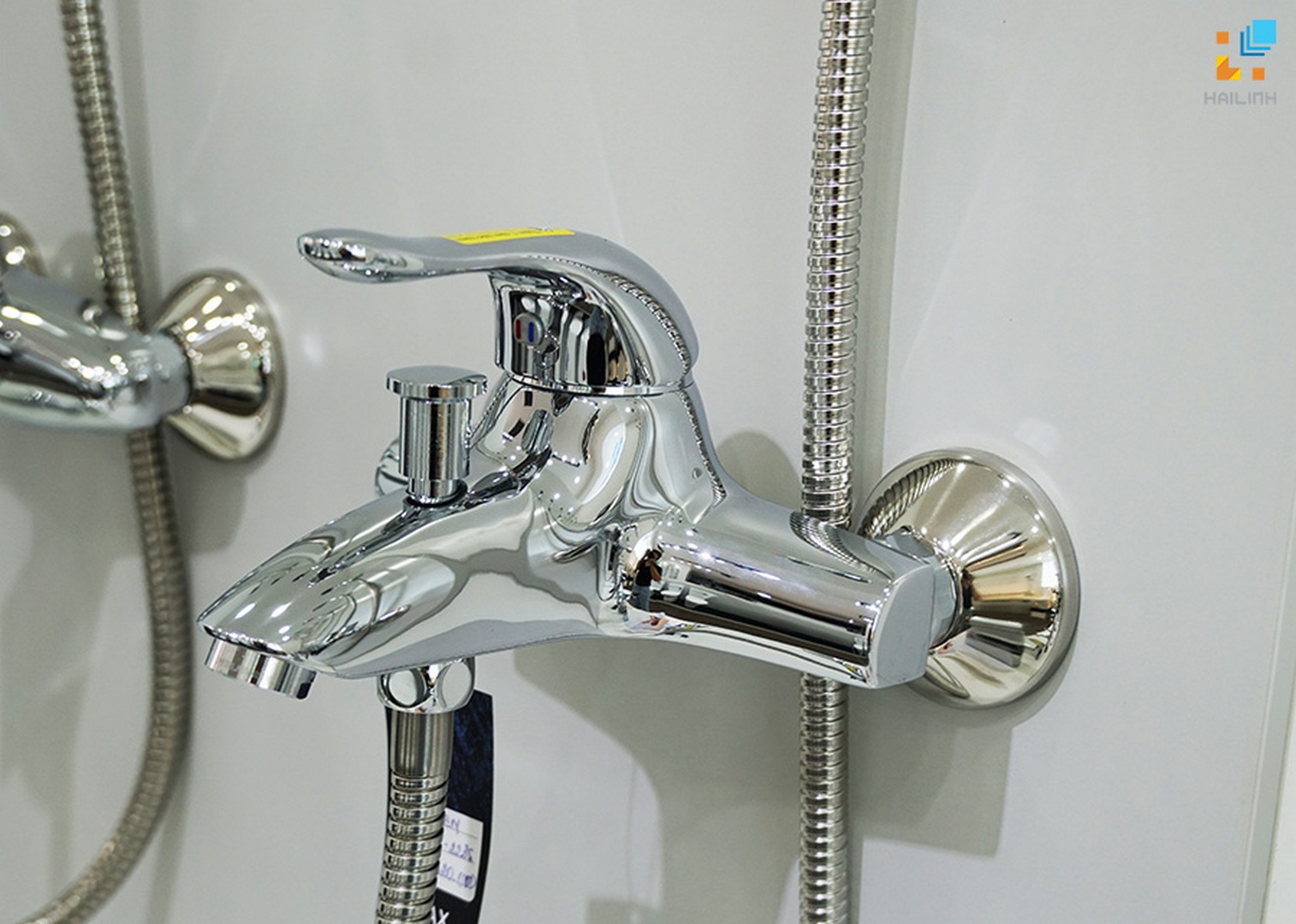 sen-tam-thuong-inax1 sen tam thuong inax1