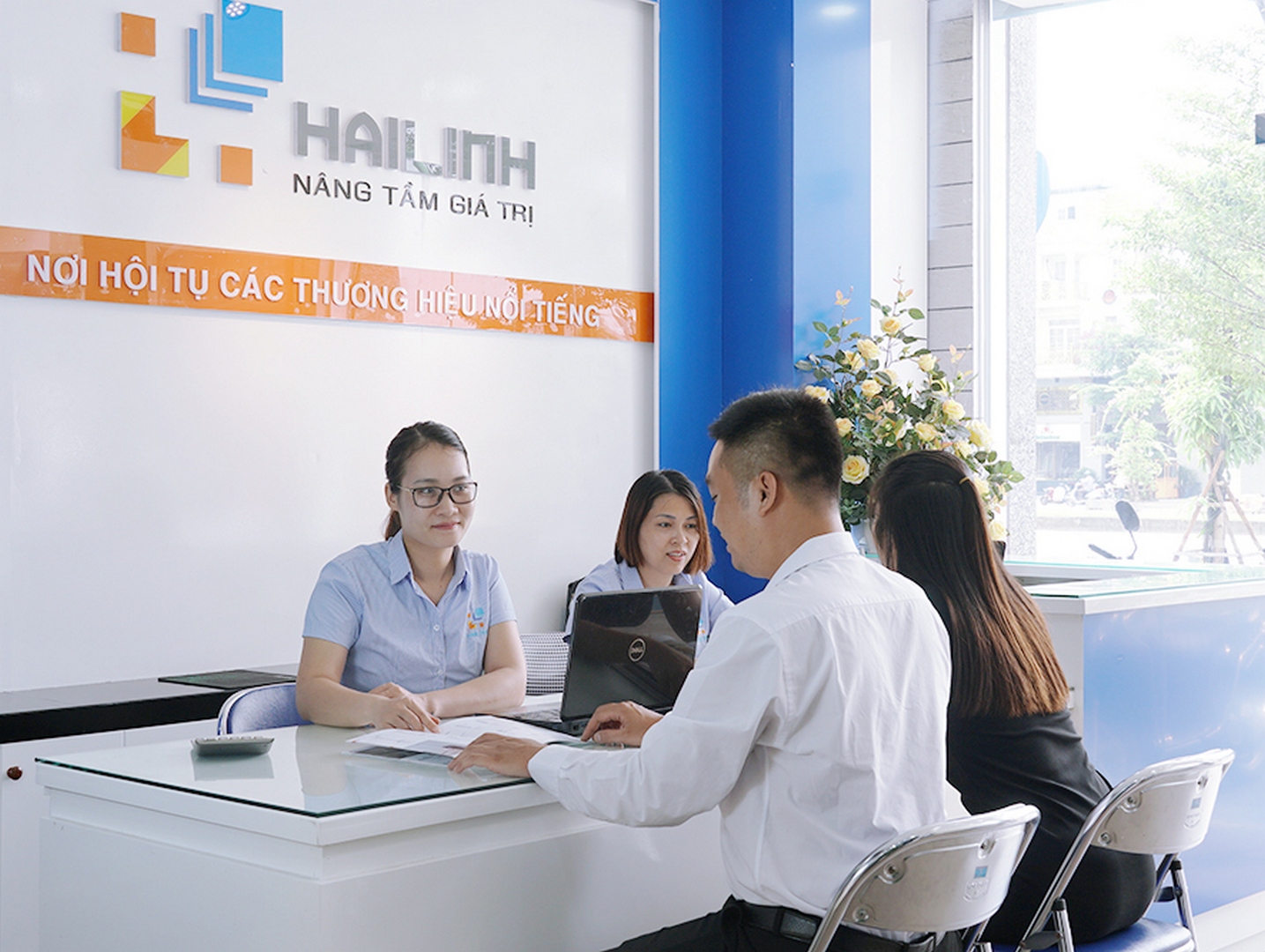 showroom-ha-dong-dia-chi-cung-cap-thiet-bi-ve-sinh-hang-dau-tai-ha-noi Showroom thiet bi ve sinh Hai Linh