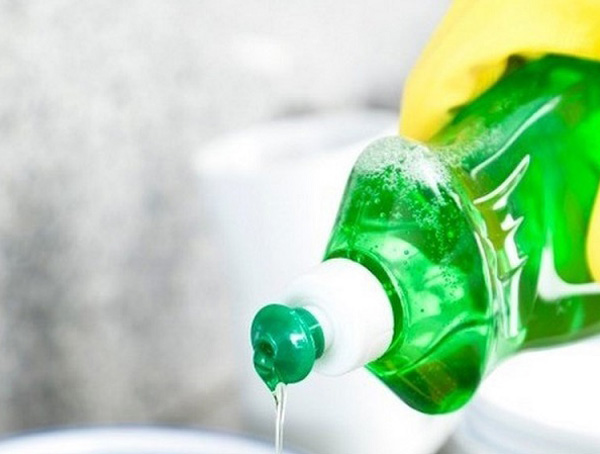 thong-bon-cau-bang-nuoc-rua Thong bon cau bang nuoc rua