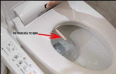 ve-sinh-voi-xit-bon-cau-thong-minh ve sinh voi xit bon cau thong minh