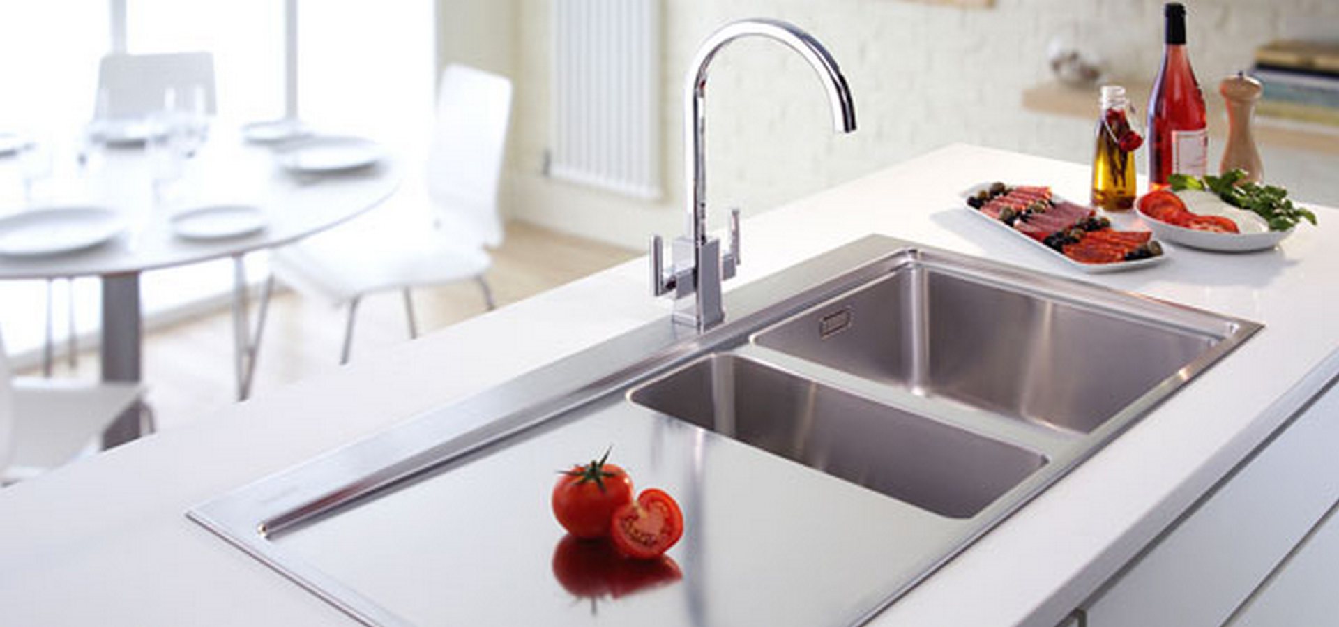 voi-bep-nao-cho-khong-gian-bep-nho-xinh Vòi bếp nào cho không gian bếp nhỏ xinh