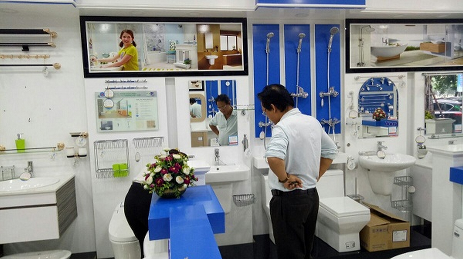 xu huong tang thiet bi ve sinh ngay 8 3 4